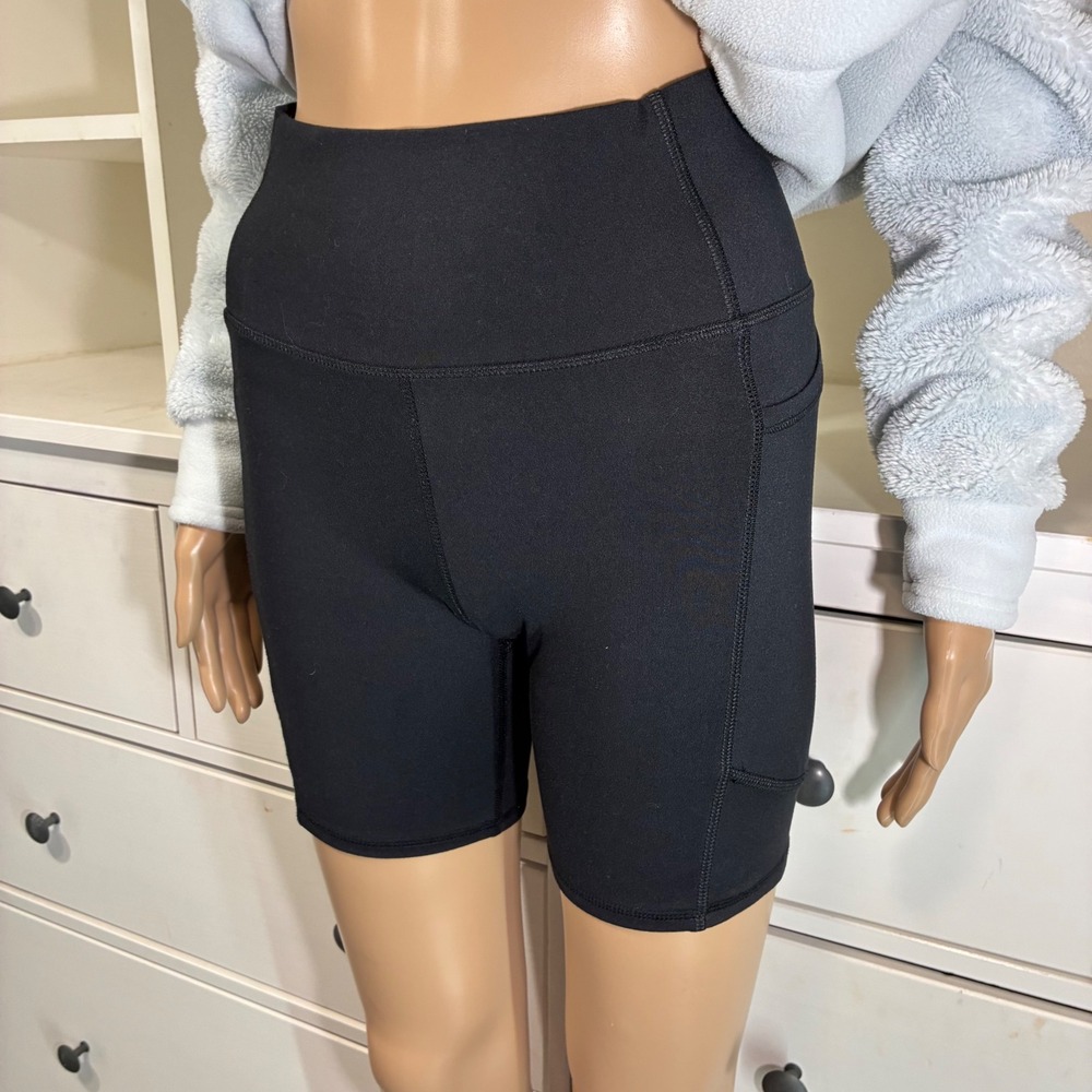 All In Motion Bundle Blue Sherpa Fleece Pullover L and Black Biker Shorts XL - Picture 9 of 9